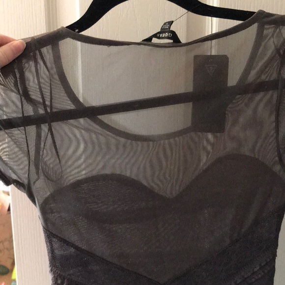 BNWT Mesh back guess shirt - Picture 3 of 4